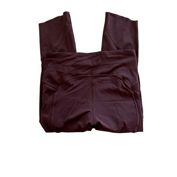 Lululemon Cropped Leggings Sz 6 Burgundy Mesh EUC Gym Workout Hiking Compression - Picture 3 of 5